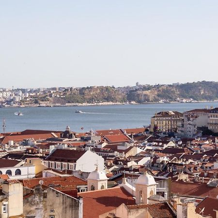 Joivy Marvelous 3-Bed Home With Astonishing View And Terrace, Nearby St George Castle Lisbona Esterno foto